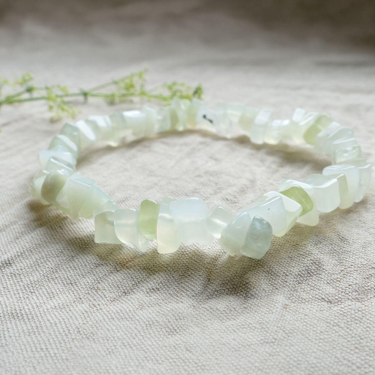 Natural Green Jade Chips Bracelet: The Abundant Vine