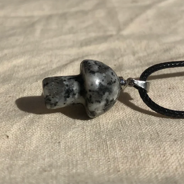 Black Labradorite Mushroom Carved Pendant Necklace Natural Crystals For Energy Balancing, Meditation, Reiki, Healing Approx. 2cm Pendant - Image 2