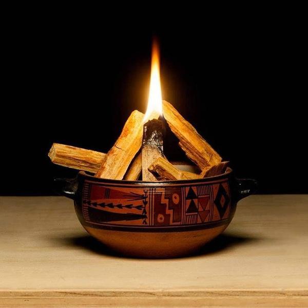 Palo Santo Holy Wood Stick for Stress Relief and Spiritual Uplifting 4"