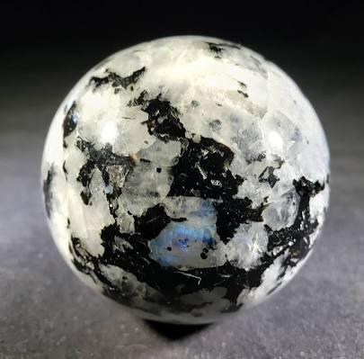 Natural Rainbow Moonstone Sphere – Artifact of Lunar Insight & Emotional Balance