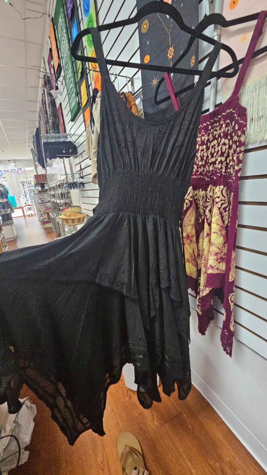 Embroidered 2-Layer 4-Corner Handkerchief Dress