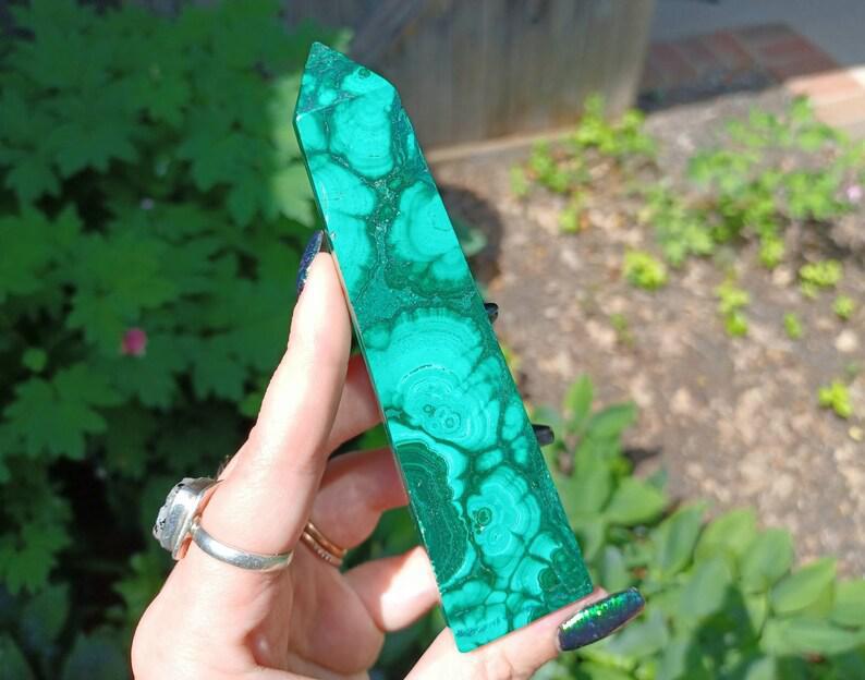 Malachite Obelisk Tower Jumbo Healing Wand Spirit Stone 8 Faceted Pointed Obelisk Tower Healing Reiki Wand Metaphysical Balance Energy Approx. 4 inches tall
