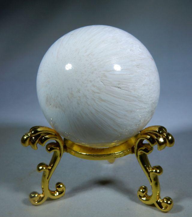 Scolecite Sphere – The Stone of Inner Peace & Lucid Dreaming