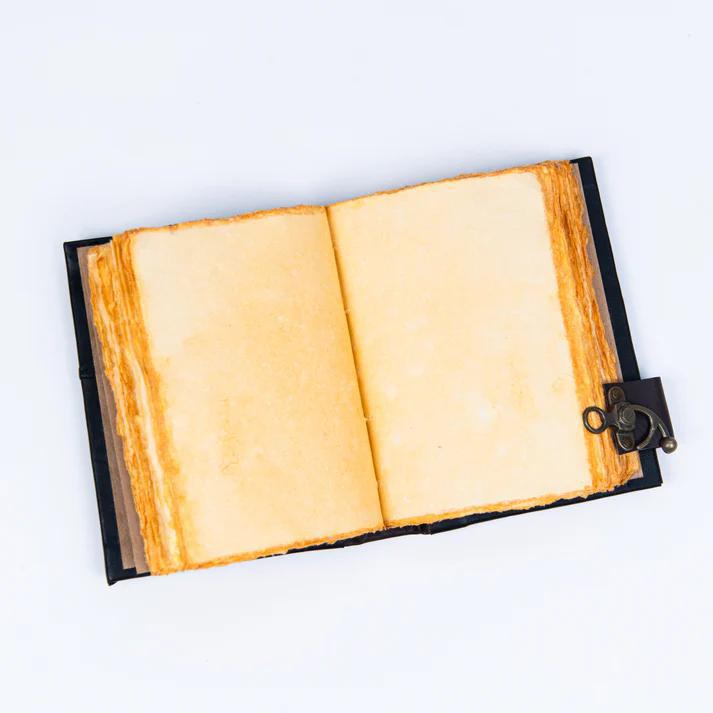 "Never Give Up" Leather Journal | Your Guidebook for Goals & Dreams - Image 6