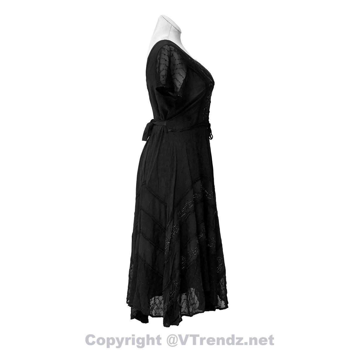 Short Sleeves Victorian Style Corset Dress with Lace & Floral Threadwork - Image 23