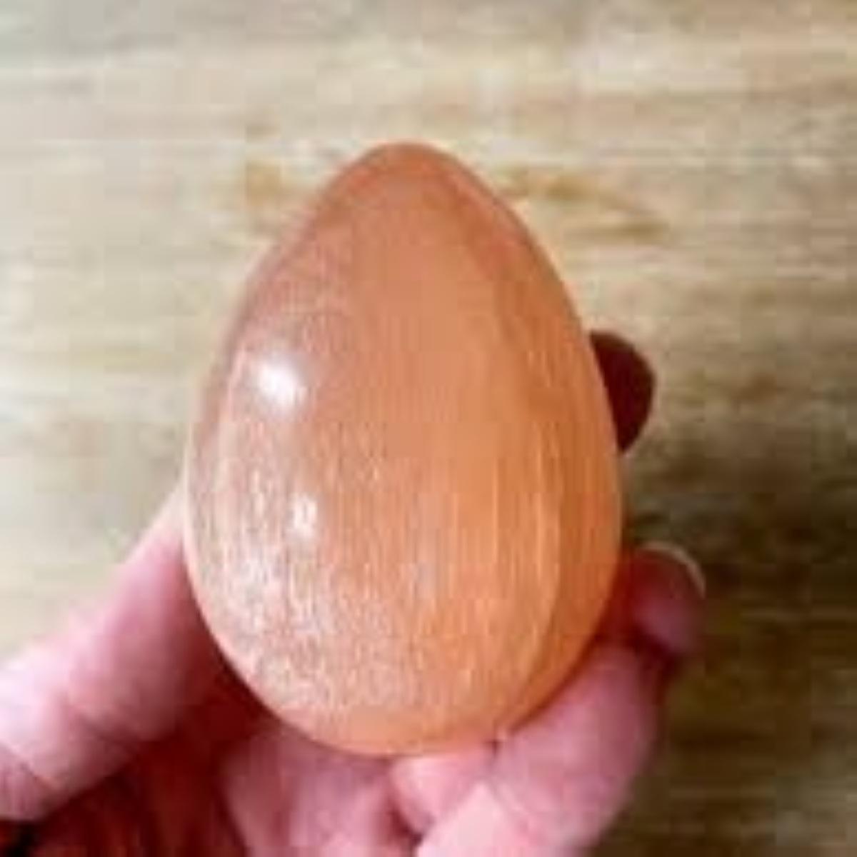 Orange Selenite Egg: Sacral Vitality & Emotional Warmth (7 cm) - Image 3
