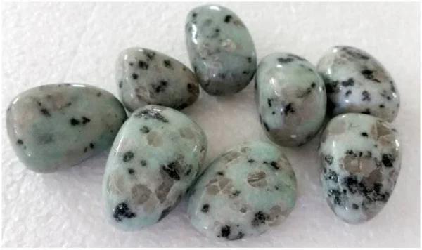 Kiwi Jasper: The Nuturing Artifact of Tranquility, Support & Emotional Strength - Image 2