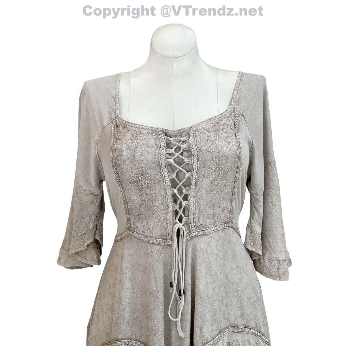 Long Sleeves Victorian Style Corset Dress with Georgette Lace & Threadwork - Image 32